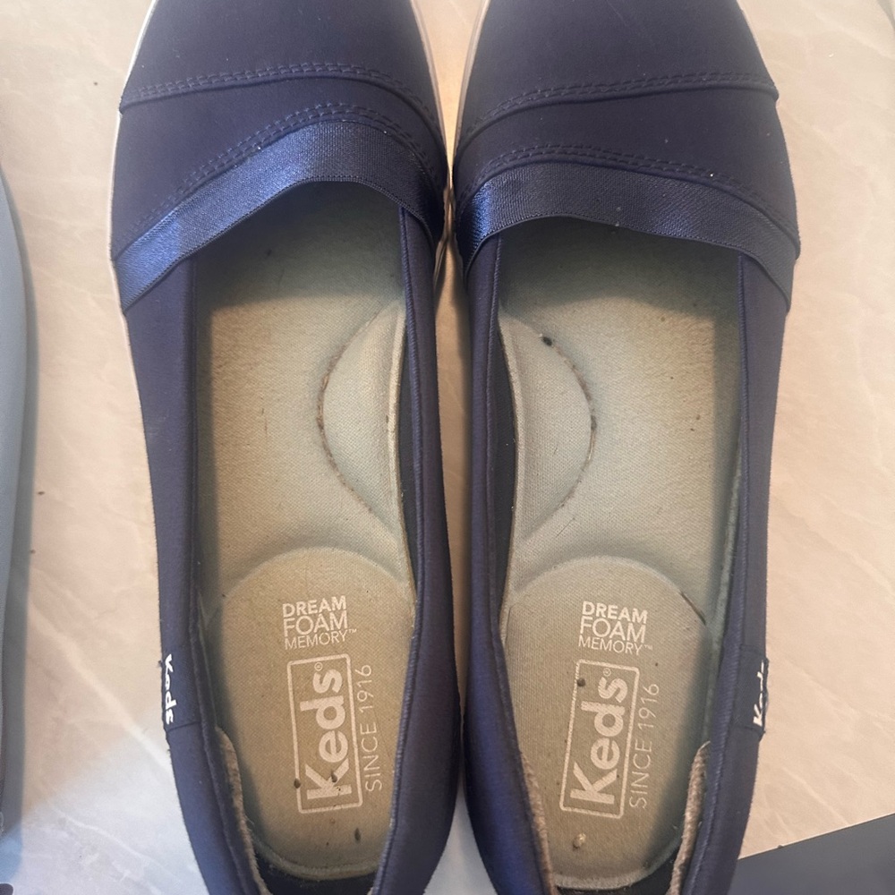 Keds Women's Dark Blue Flats Size 7.5